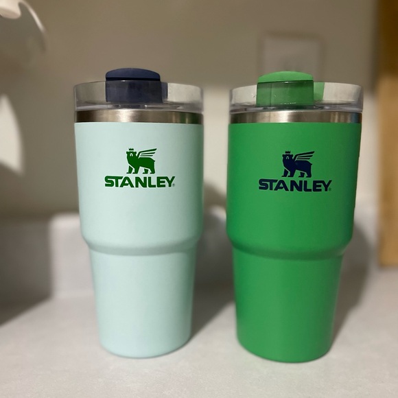 Set of 2 20oz Stanley Cups - Picture 1 of 1